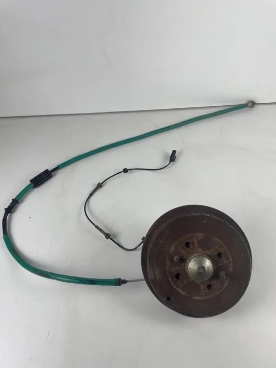 Cubo com rolamento traseiro esquerdo Fiat Gran siena - Foto 2