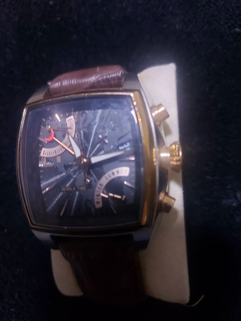 Relógio de Luxo World Timer - Sofisticação, Exclusividade e Raridade  - Foto 5