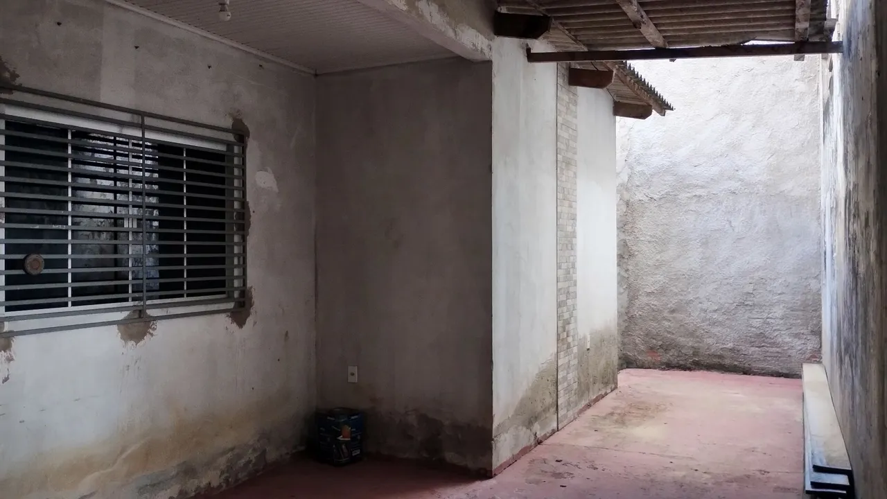 Alugo casa na principal da Estação Experimental 