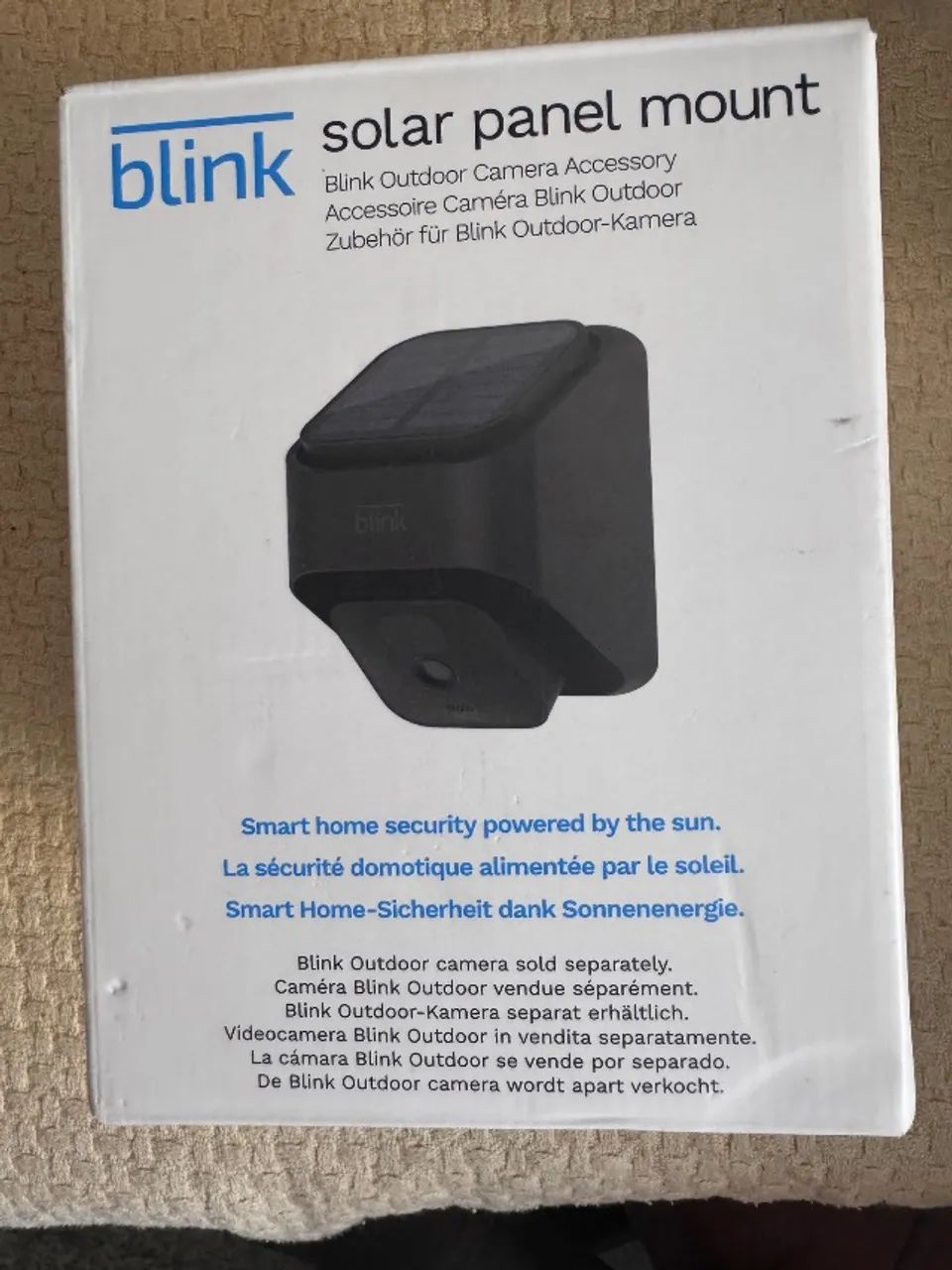 Câmera de segurança  HD sem fio OUTDOOR e solar Panel " blink " - Foto 4