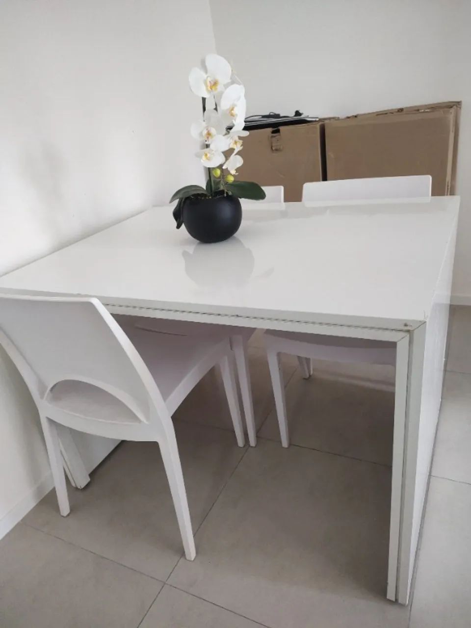 Mesa com 4 cadeiras  - Foto 2