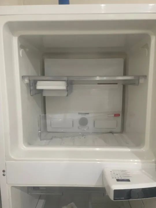 Geladeira Brastemp Frost Free Duplex- 127V - Foto 6