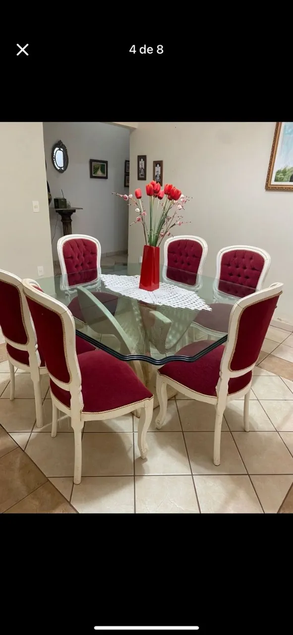 Mesa de vidro com pé em granito branco