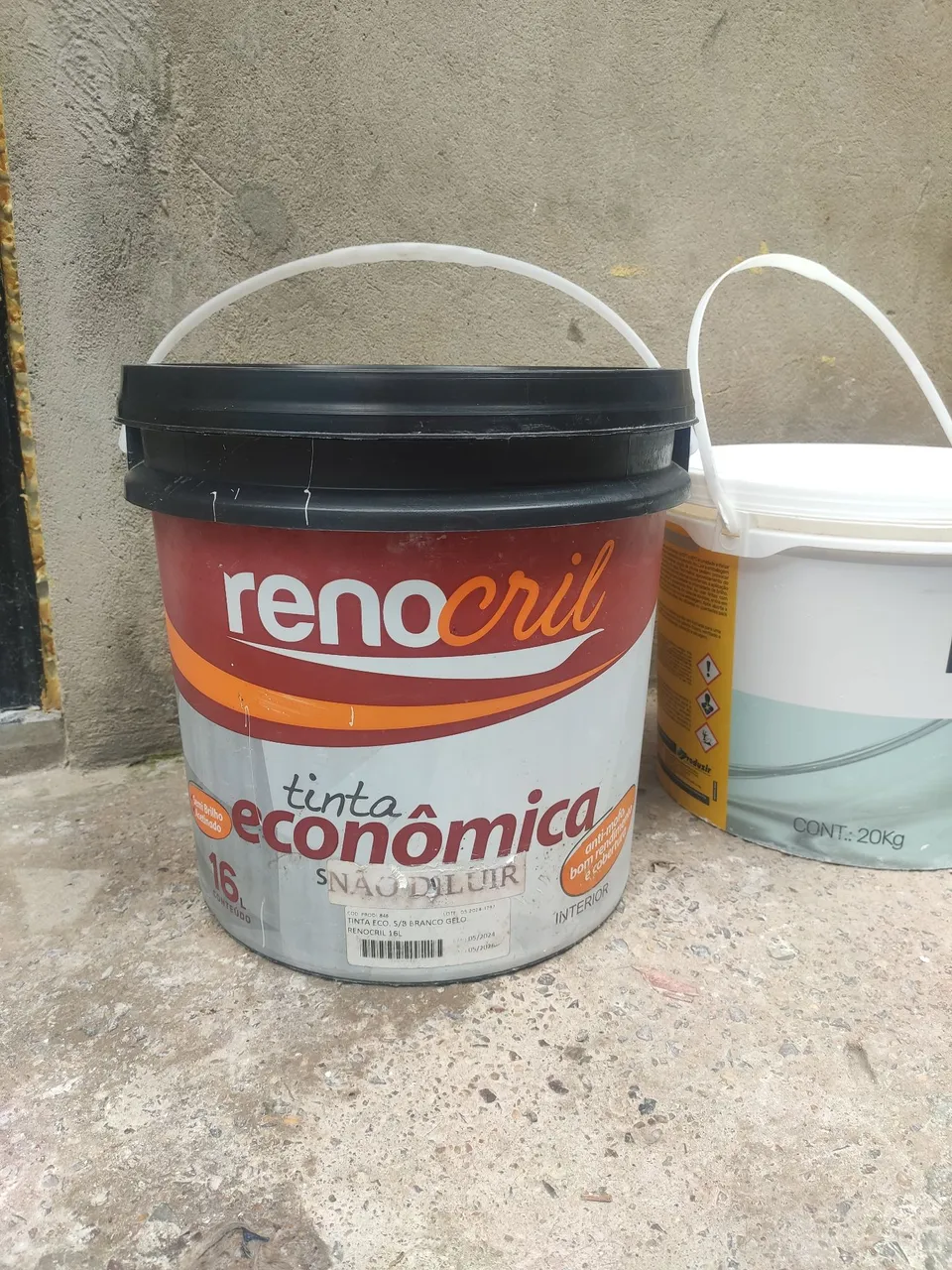 Kit Tinta e Massa Corrida - Novos!