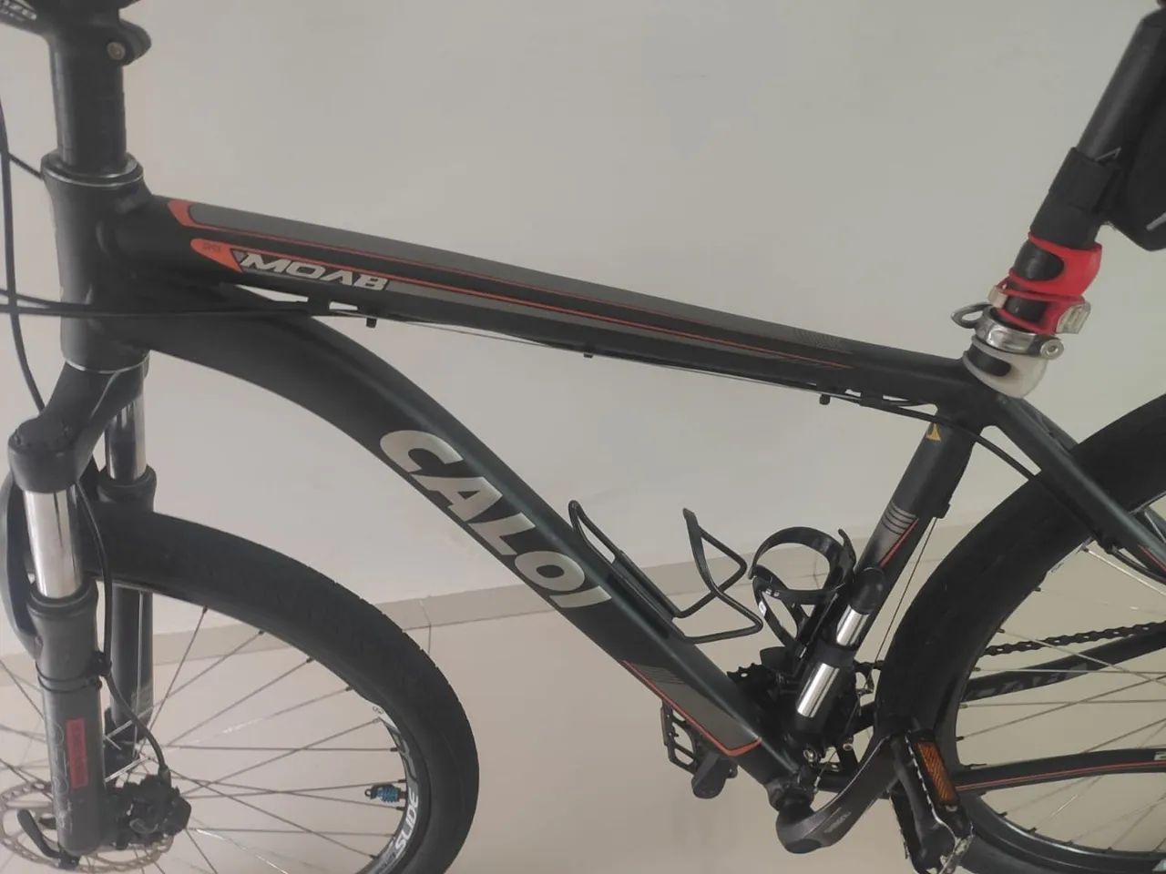 Caloi marca Moab MTB aro 29. 27 marchas. - Foto 5