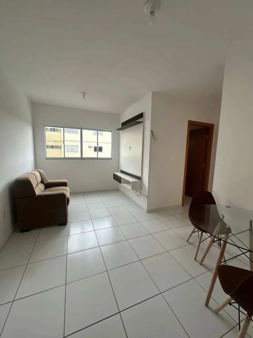Apartamento semimobiliado para locação no Itararé, em Campina Grande