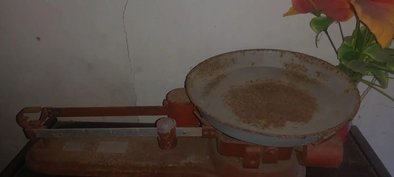 Balança antiga  - Foto 3