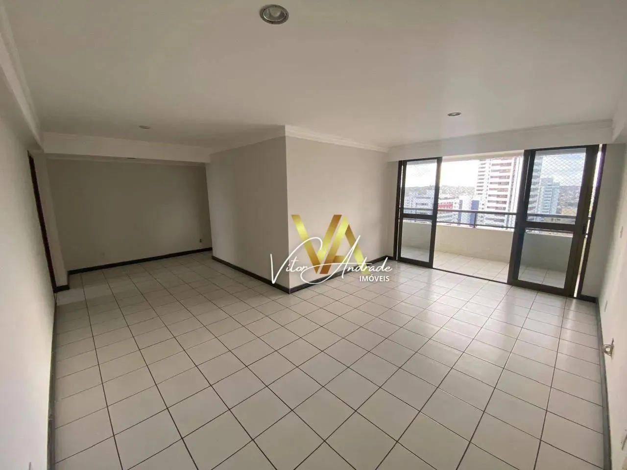 Apartamento com 4 qts para alugar, 136 m² em Casa Forte - Recife