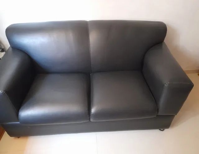 Sofá preto/dois lugares