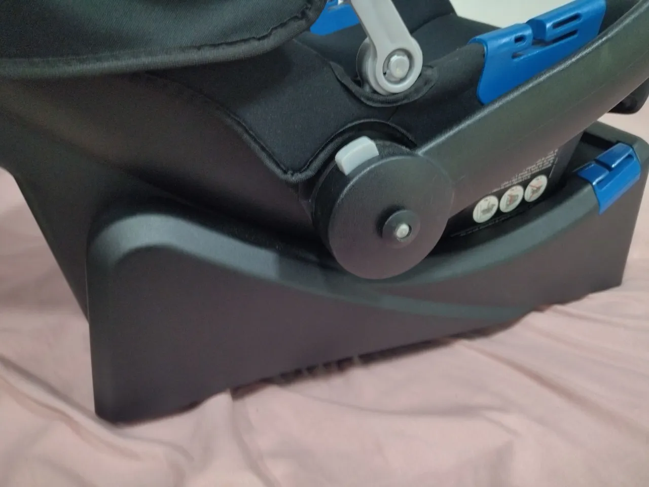 Bebê conforto com base de carro Burigotto