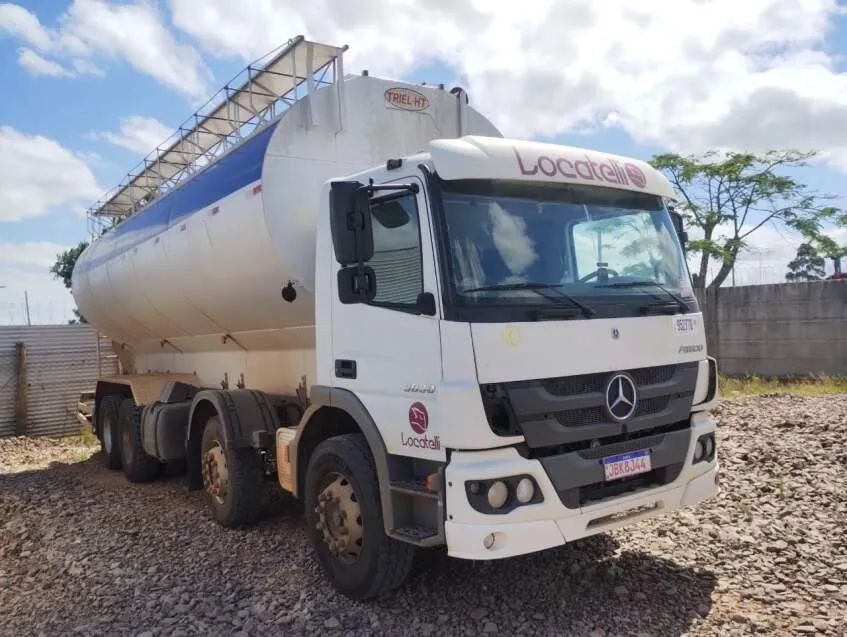 Mercedes-Benz Atego 3030 8x2 | Selectrucks - Foto 2