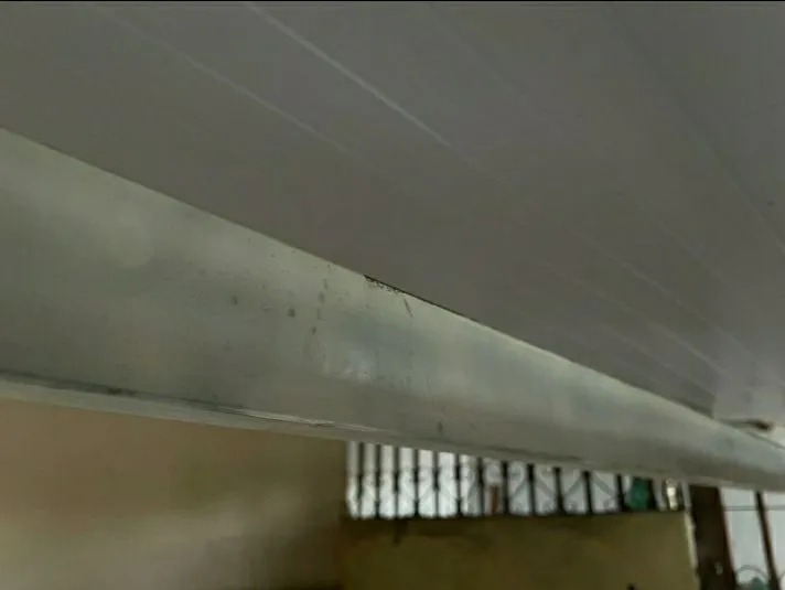 Vendo 4 Barras de metalon 4×8 3 metros/ cada