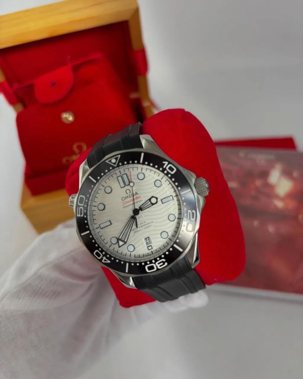 Relógio Omega Seamaster Diver 300M