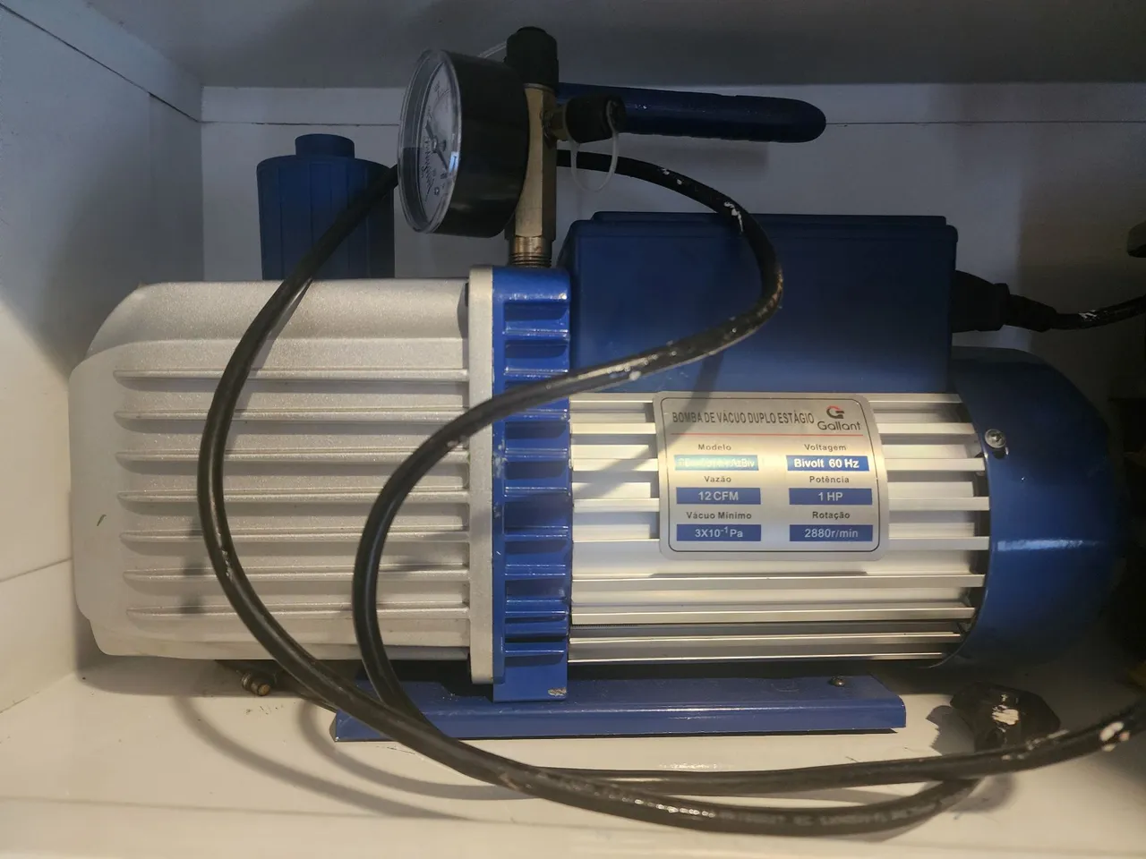 Bomba de Vácuo Duplo Estágio Gallant Bivolt 12 cfm60Hz 1HP