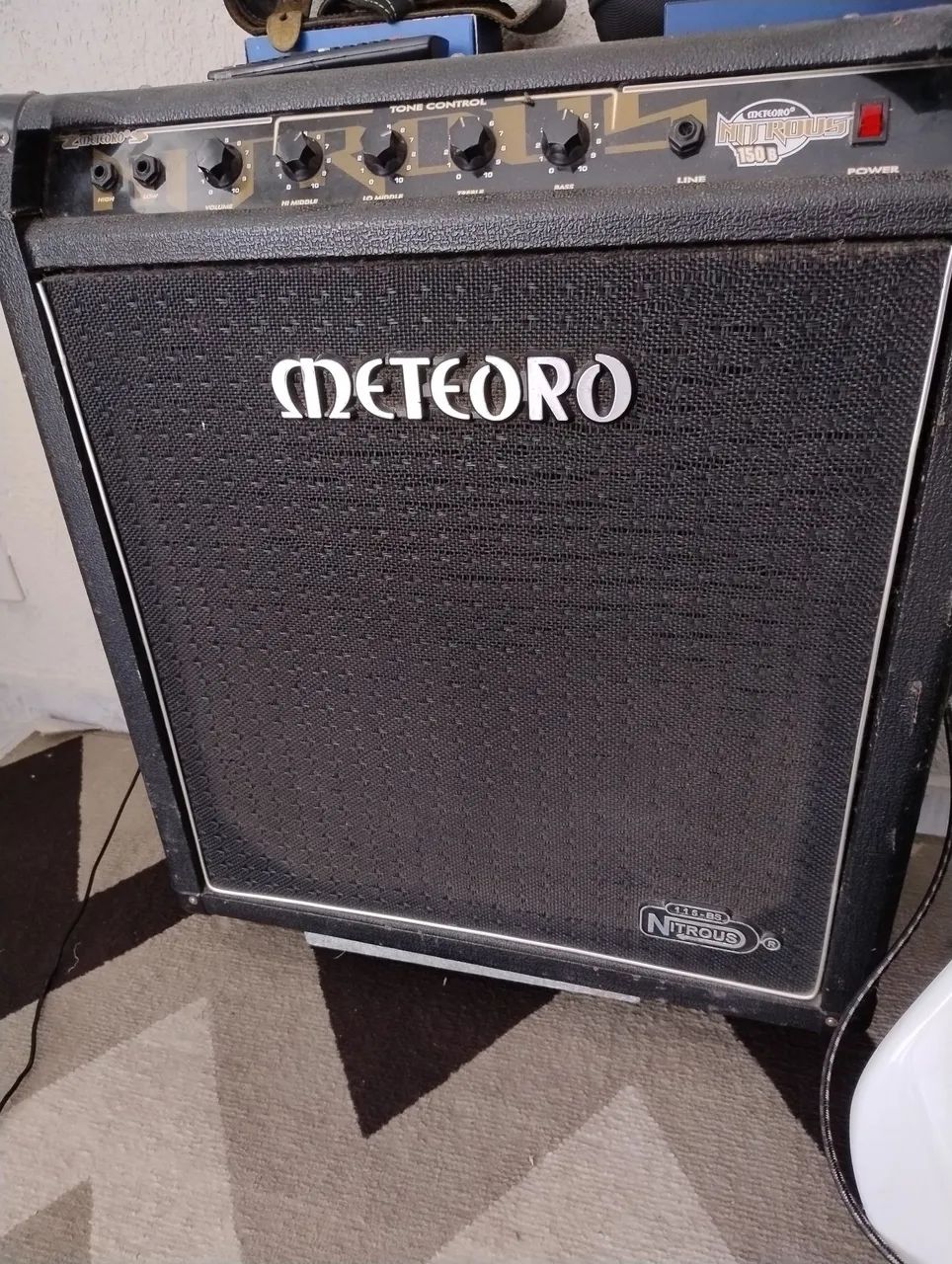 Caixa de baixo Meteoro Nitro 150 B