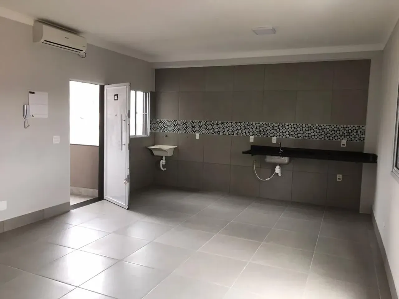 Imóvel para aluguel possui 30 metros quadrados com 1 quarto em Belenzinho - São Paulo - SP