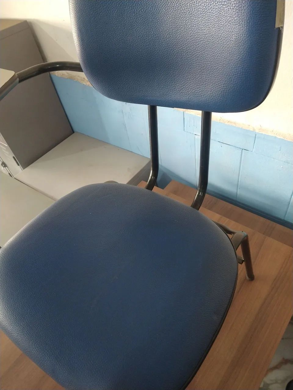 Cadeira Escolar com prancheta - Foto 3