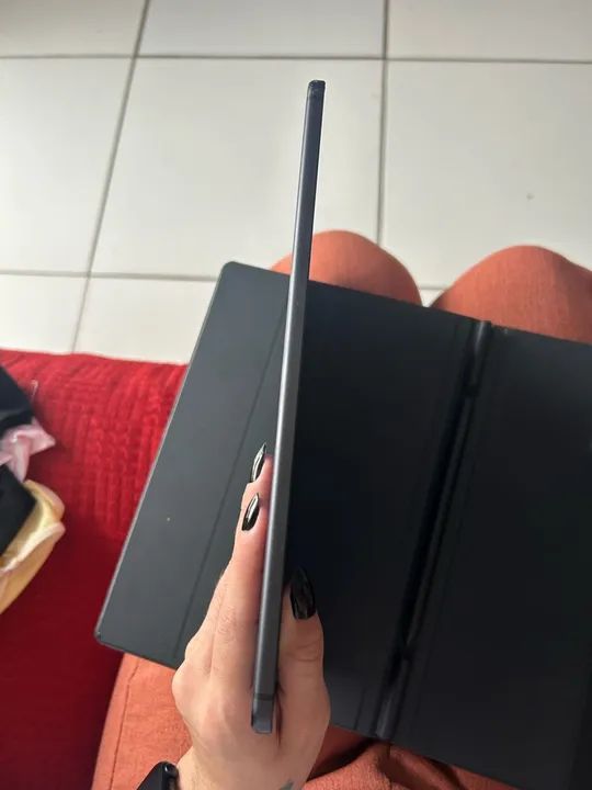 Tablet Samsung s6 lite com vidro Quebrada - Foto 2