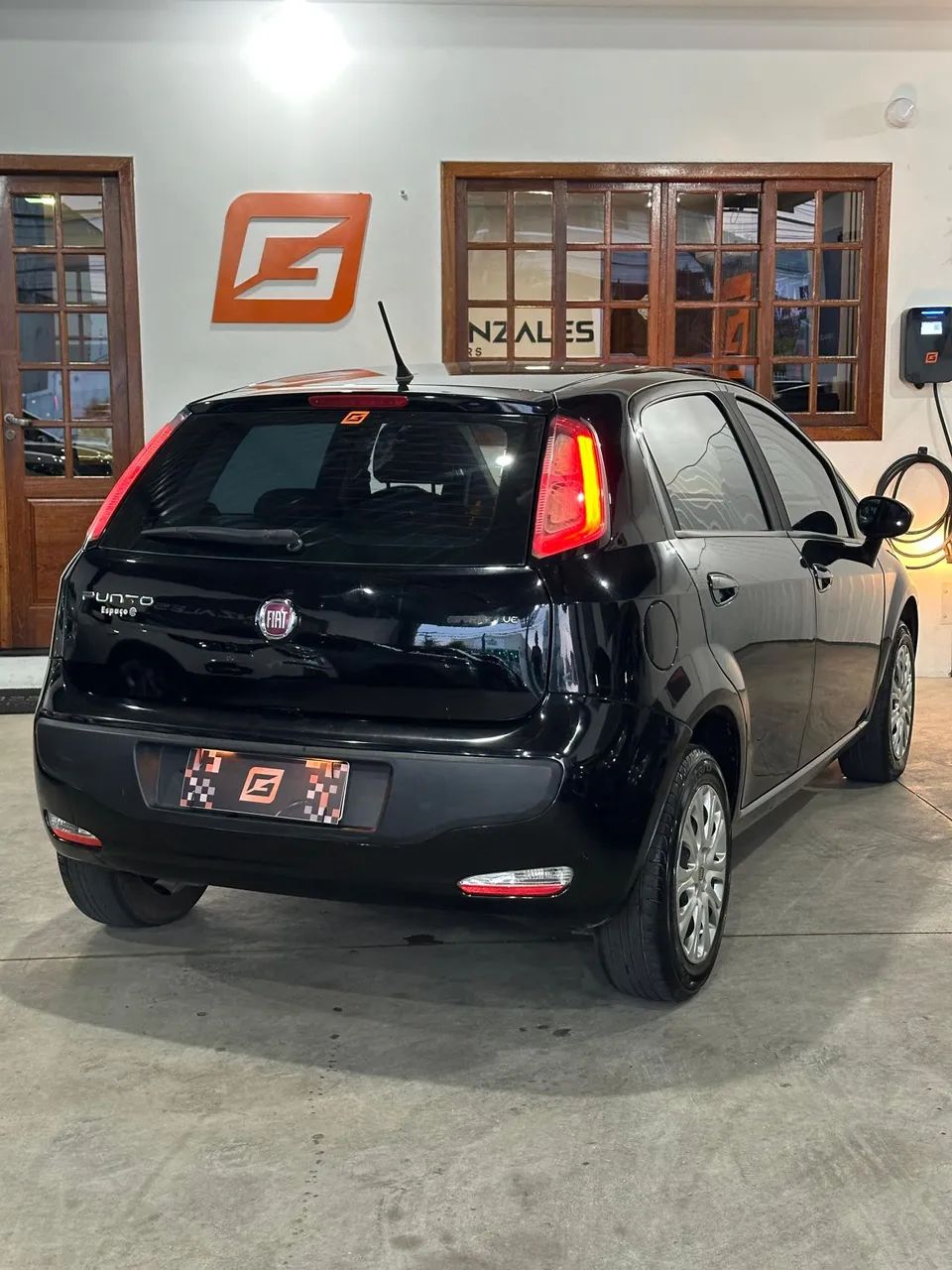Punto ATTRACTIVE 1.4 Fire Flex 8V 5p - Foto 2