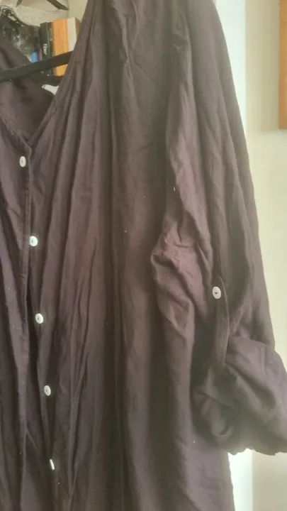 Camisa preta de viscose G  - Foto 2