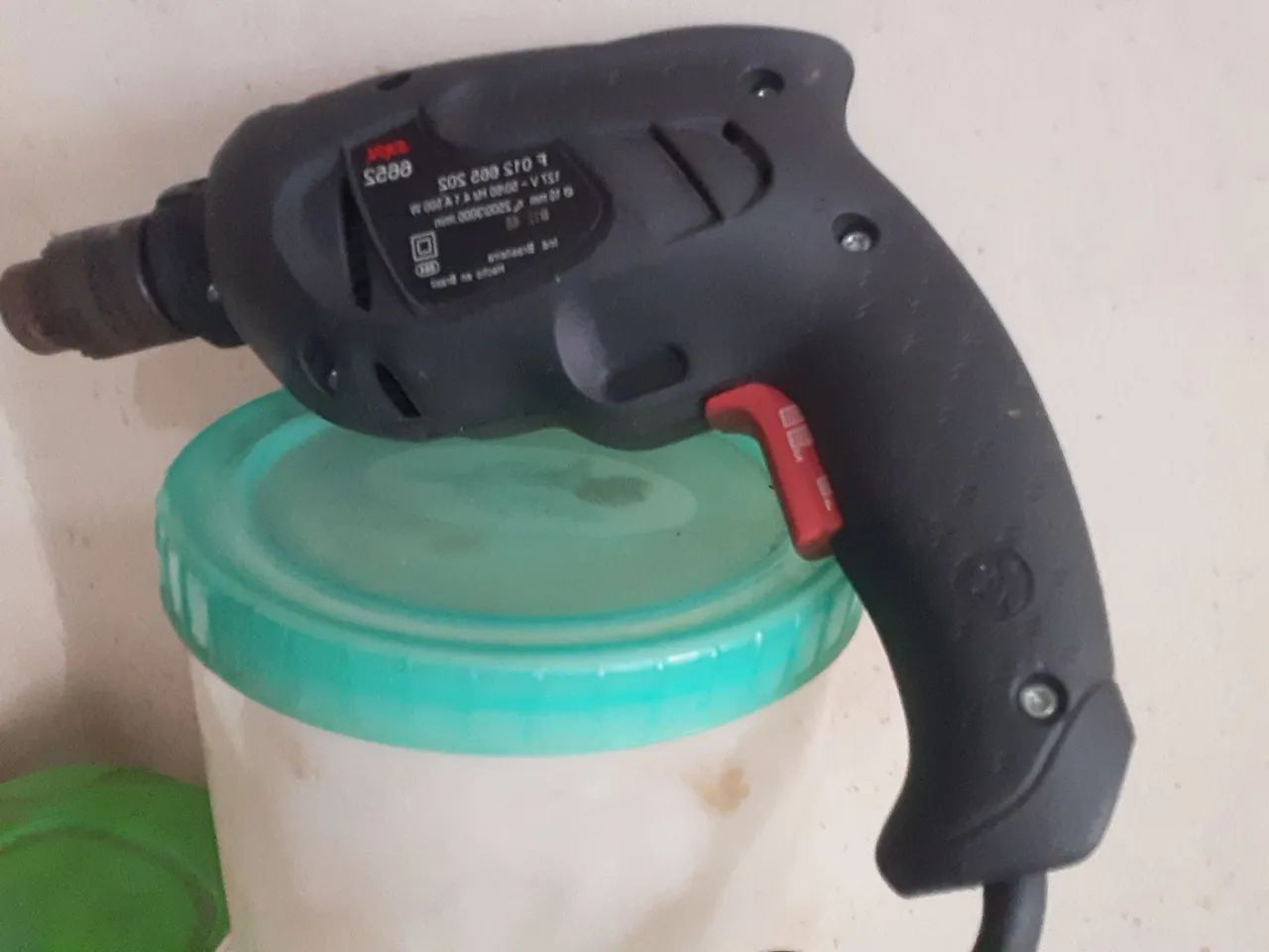 Furadeira skil 500w nova com botão contínuo e função martelete  - Foto 3