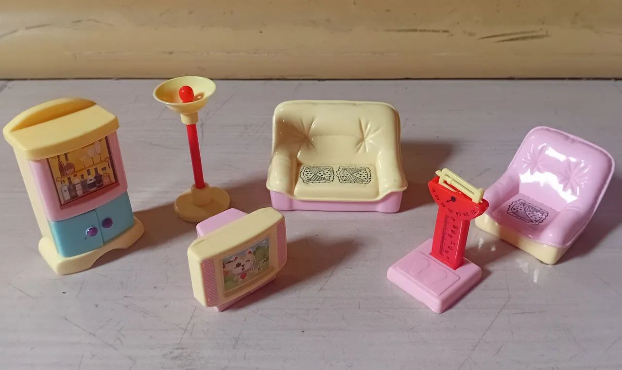 Coleção miniatura de móveis da Mr.Manx