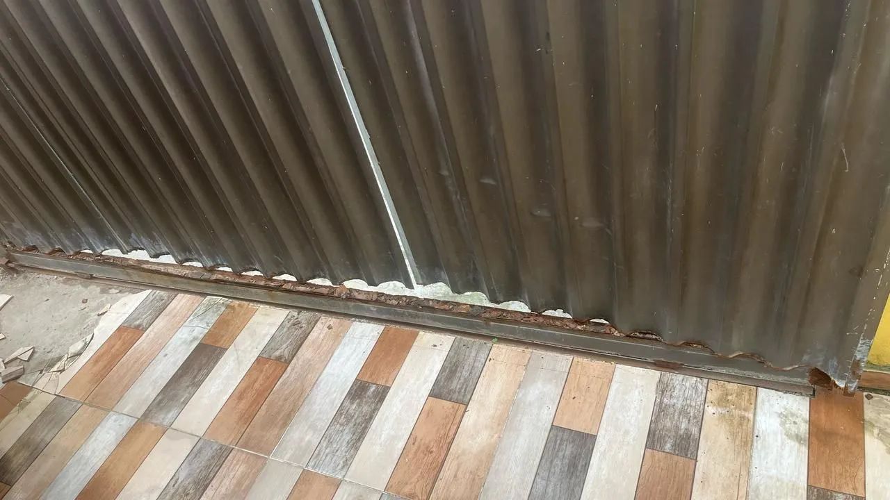 Portao metalon para reformar - Foto 2