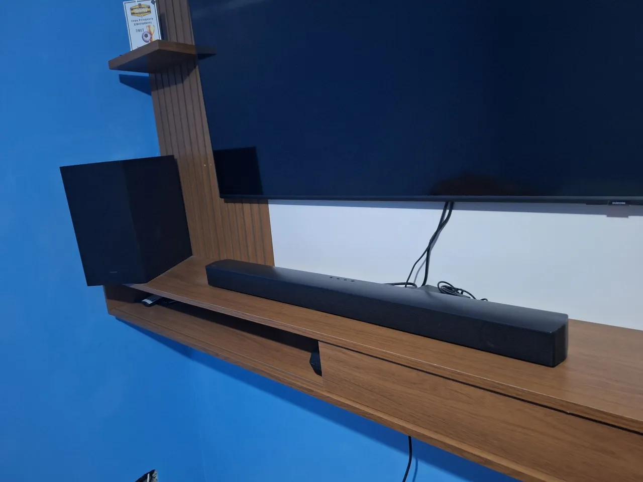 Soundbar e Subwoofer Samsung , impecável