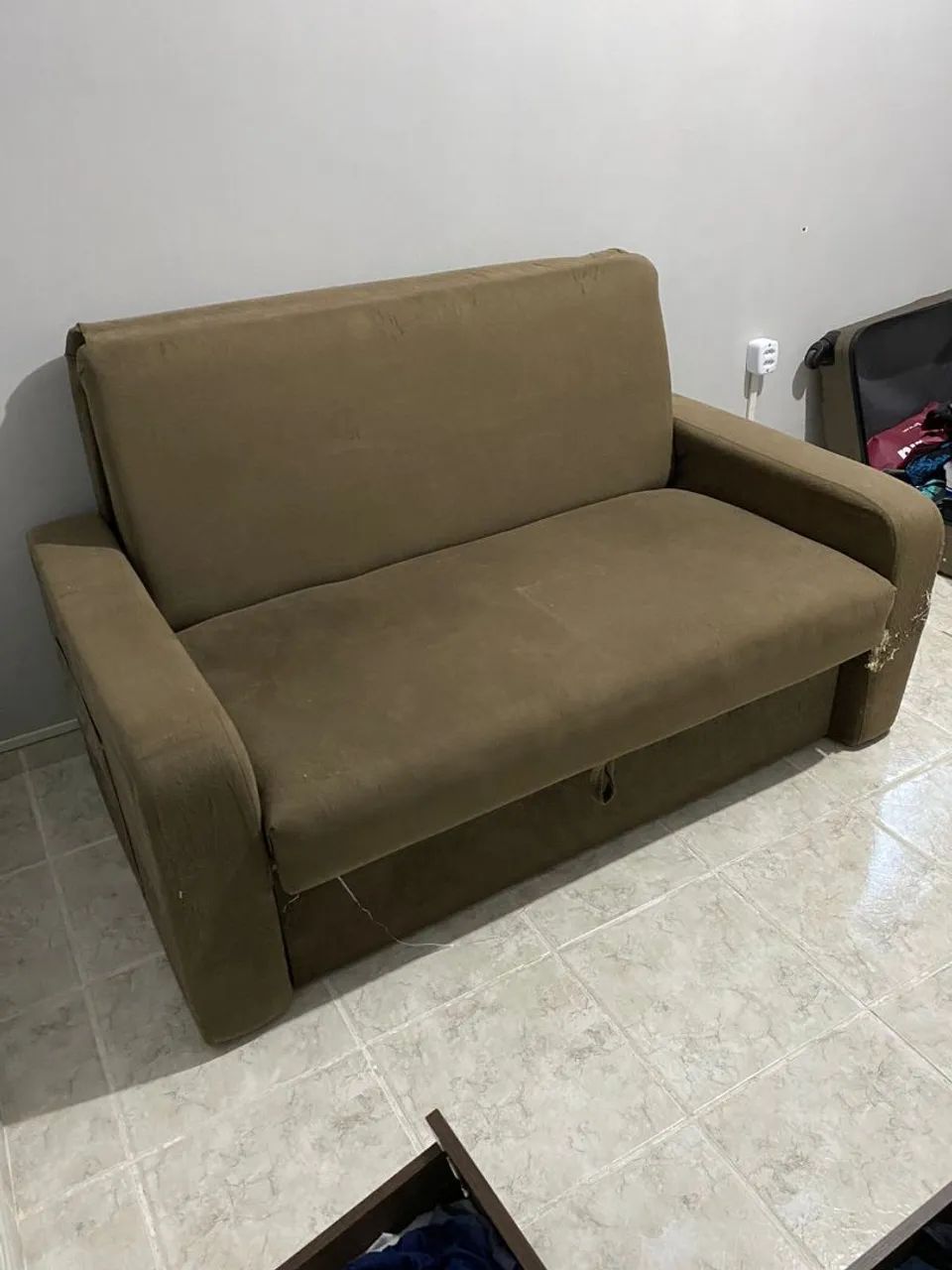 Sofá Cama 2 Lugares, com baú - Usado