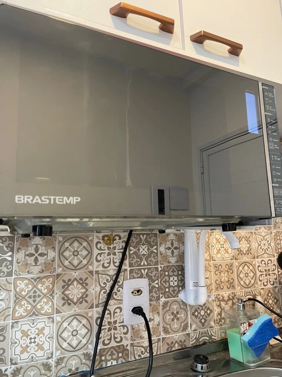Microondas + Grill Brastemp 