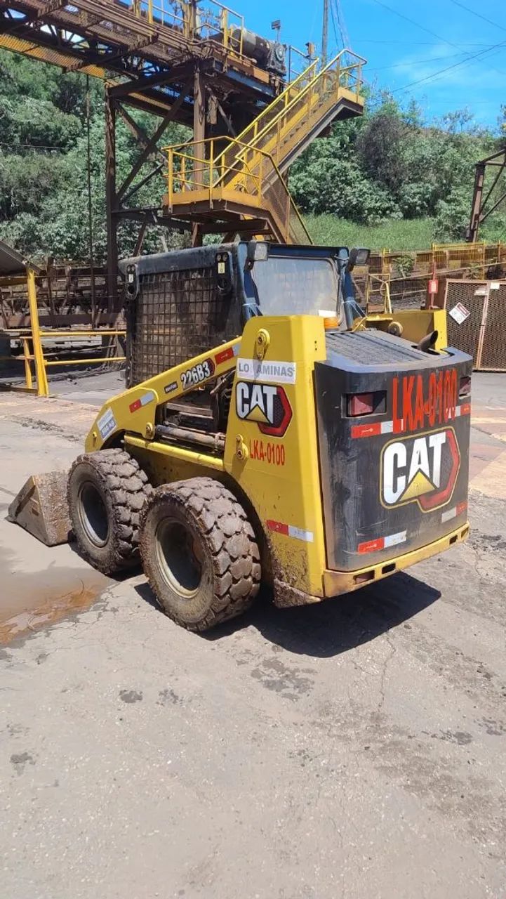 Mini carregadeira CAT - Foto 4