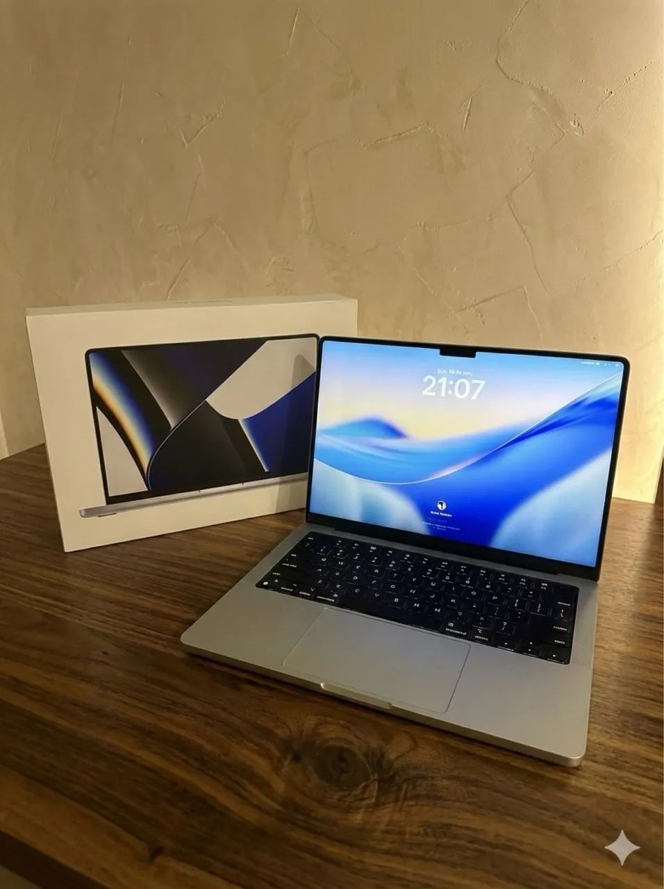 MacBook Pro 14インチ M1pro 16GB 512GB MacBook Pro 14 M1 Pro 16GB / 512GB - Notebooks - Barro Duro