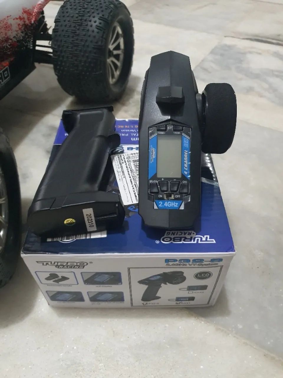 Automodelo Kyosho DMT Elétrico Brushless - Foto 3