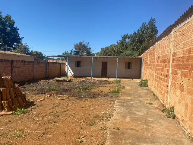 Casa 2 sala cozinha e banheiro, lote 360m, Jardim América Luziânia