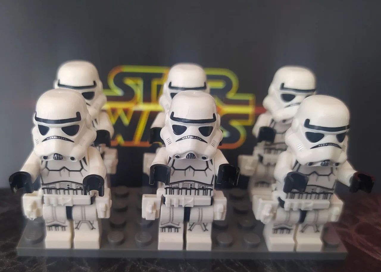 Bonecos Stormtroopers Star Wars blocos de montar R$10,00 cada 