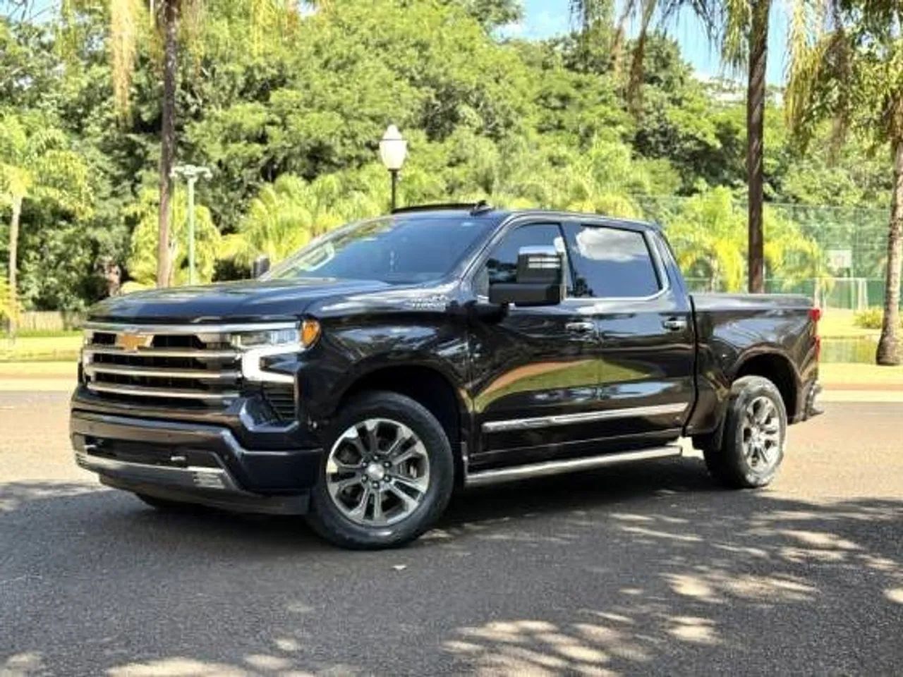 Chevrolet Silverado 2024 5.3 v8 gasolina 1500 high country 4x4 automático - Foto 2
