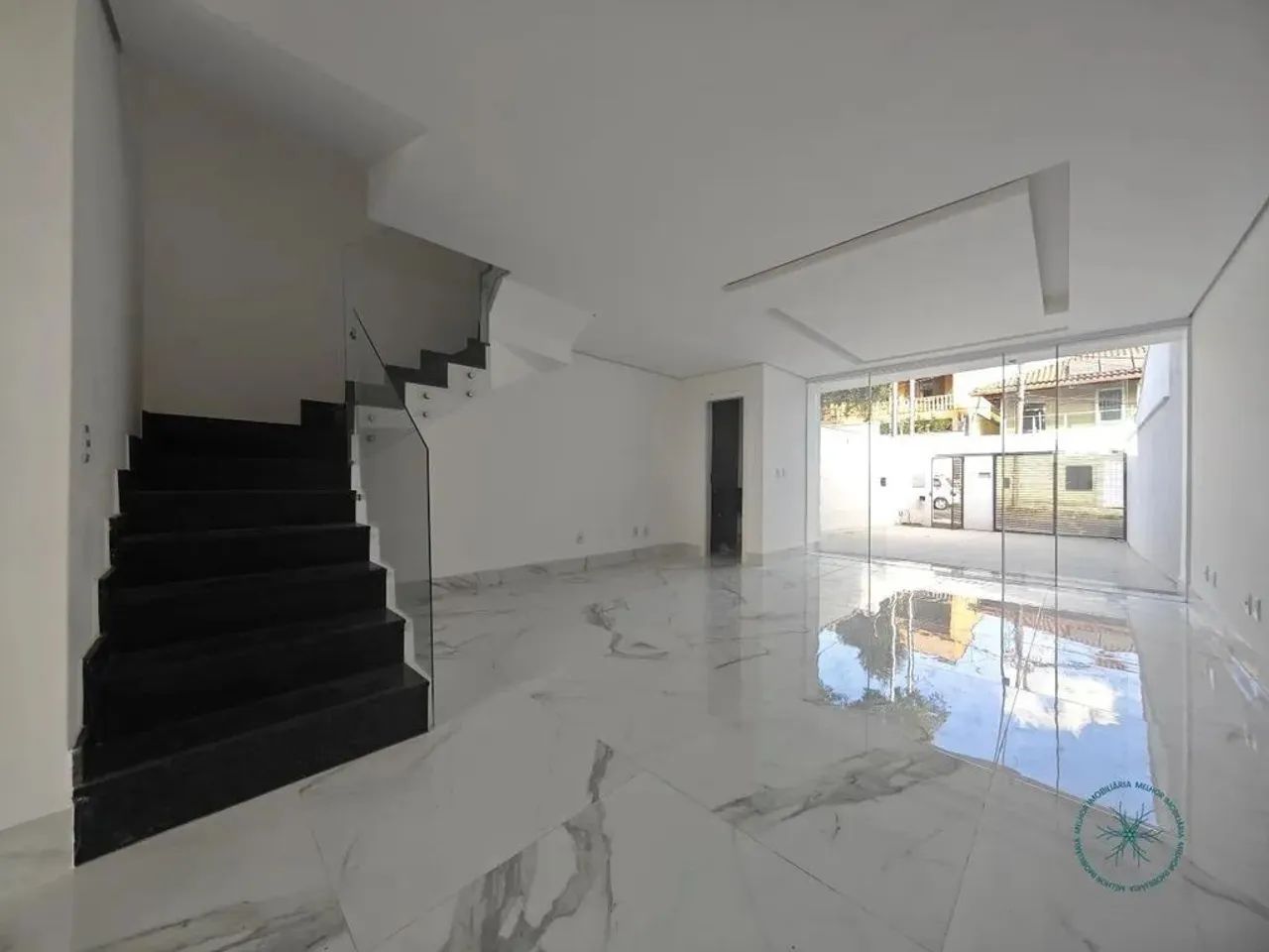 Casa Geminada à Venda em Santa Mônica, Belo Horizonte - MG - Foto 2