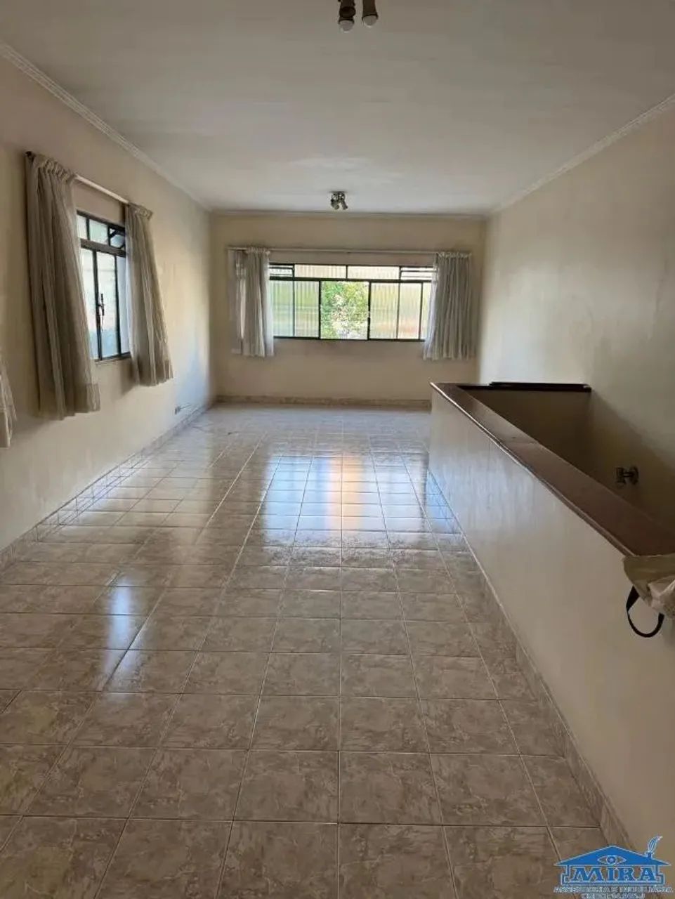 CASA 3 DORMITORIOS COM SALÃO COMERCIAL - METRO PRAÇA DA ARVORE - Foto 9