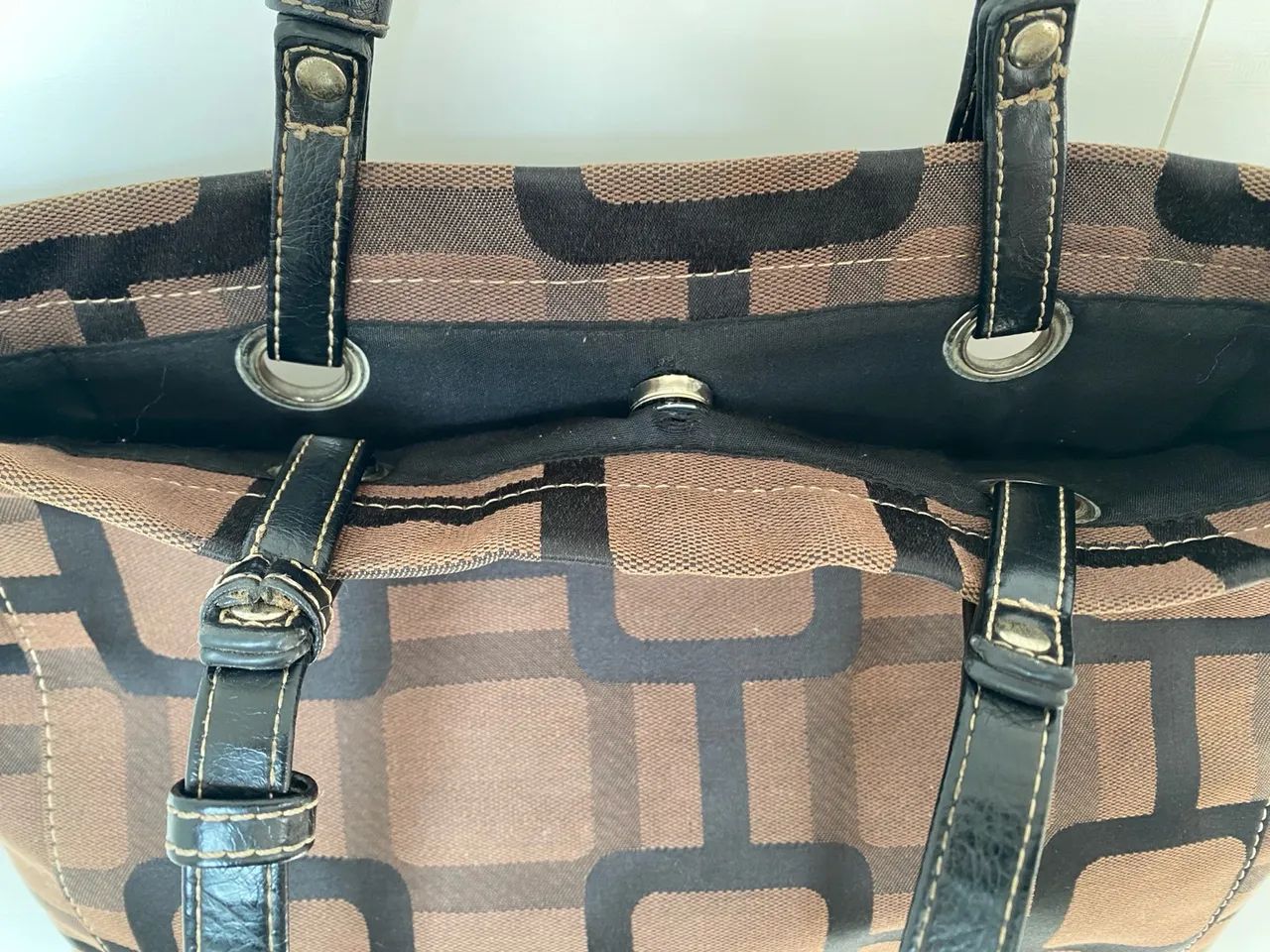 Bolsa nine west original marrom e preta  - Foto 5