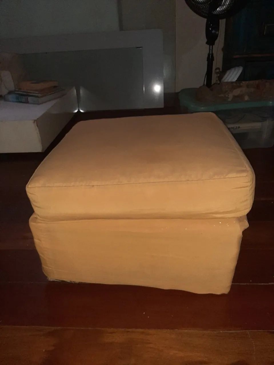 Móvel de descanso para as pernas no estado. - Foto 4