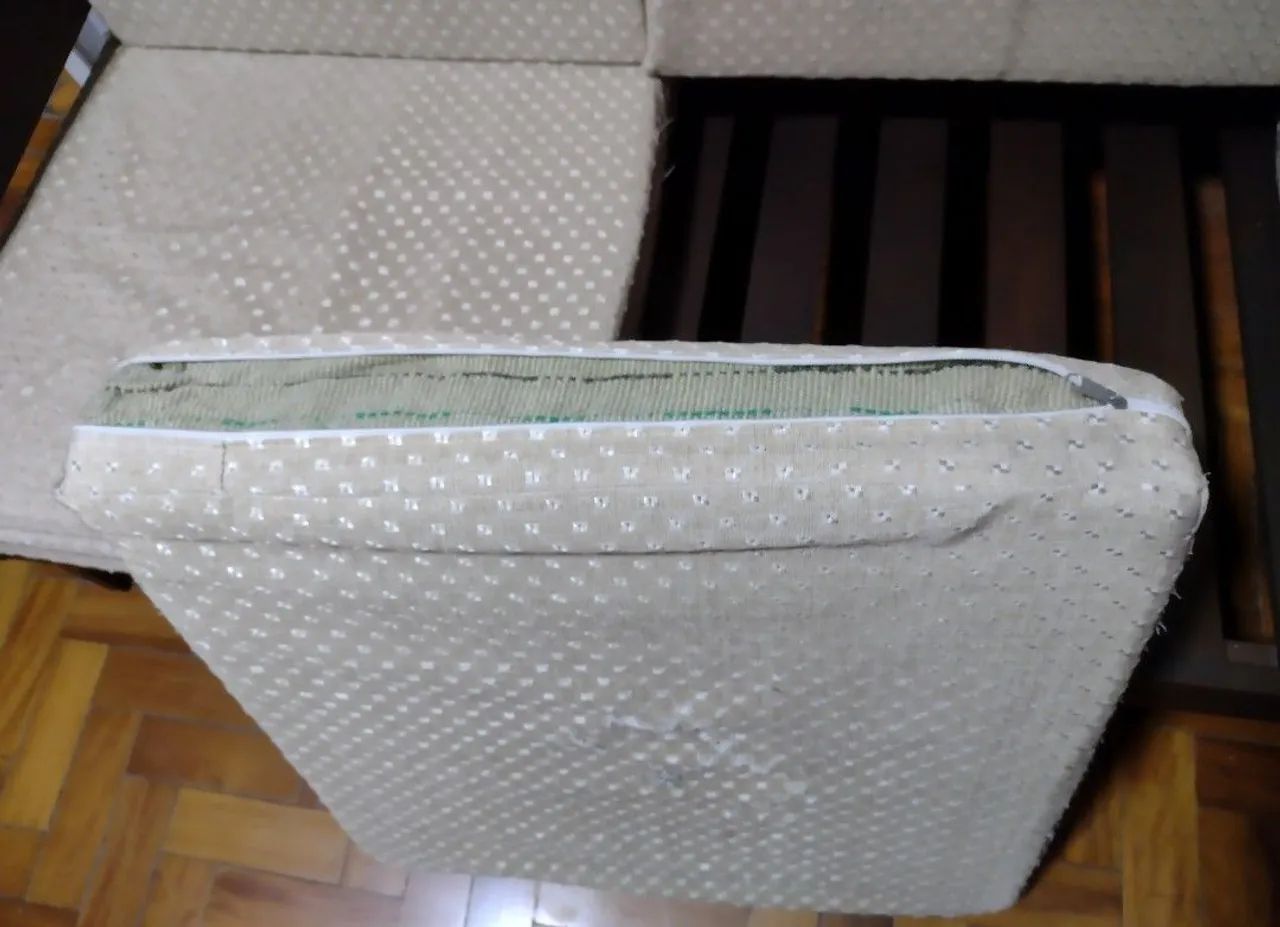 Sofá 3 lugares madeira maciça  - Foto 3