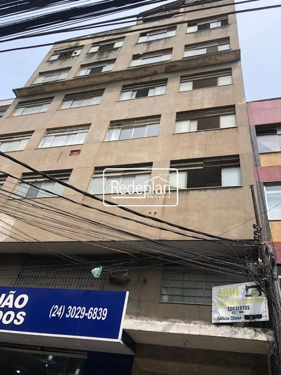 Sala Comercial no Centro de Barra Mansa!