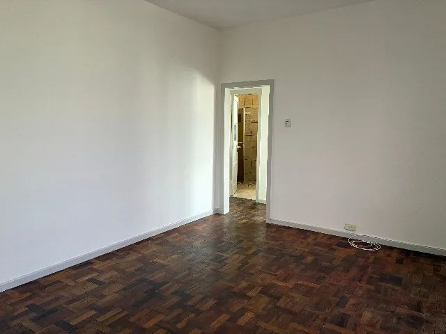 APARTAMENTO DE 2 QUARTOS NO CENTRO - Foto 4