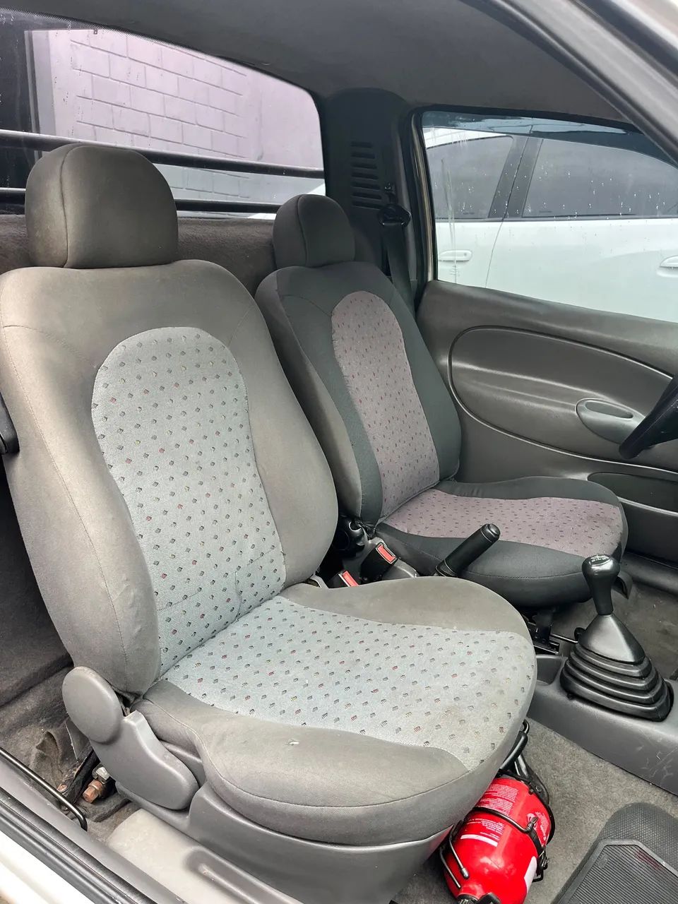 Ford Courier 1.6 L/ 1.6 Flex, foto 8 de 12