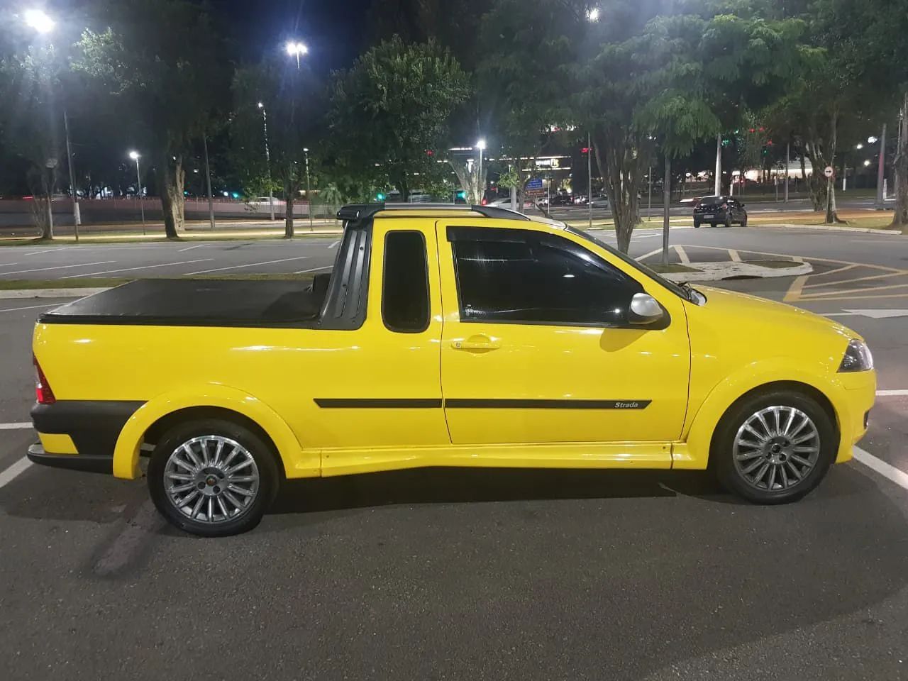Fiat Strada Sporting 1.8 Flex 16V CE 2012 - Foto 3