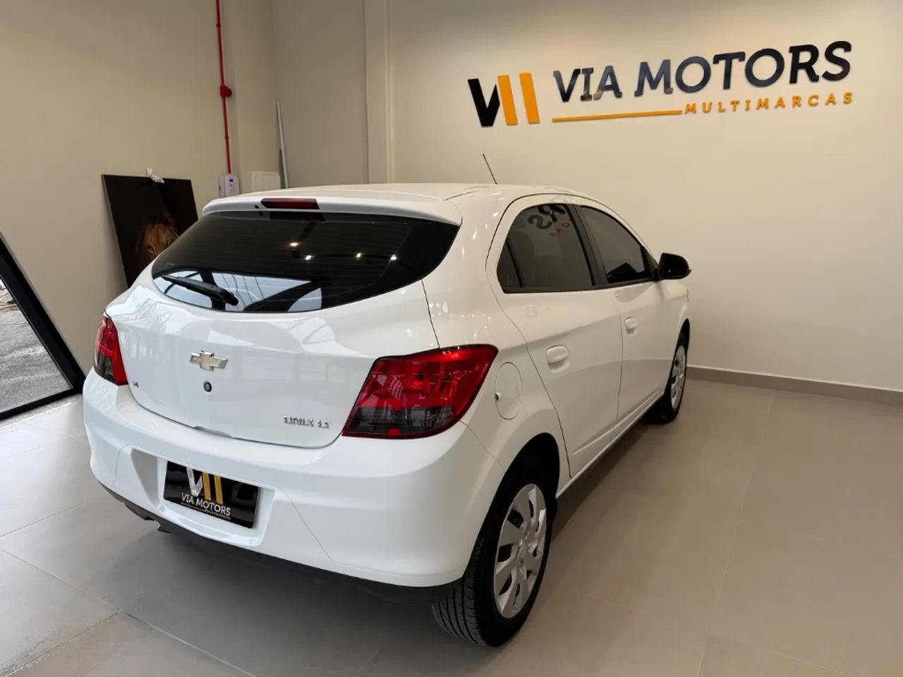 Chevrolet Onix Hatch LT 1.4 8V Flex Mec. 4P 2013 - Foto 5