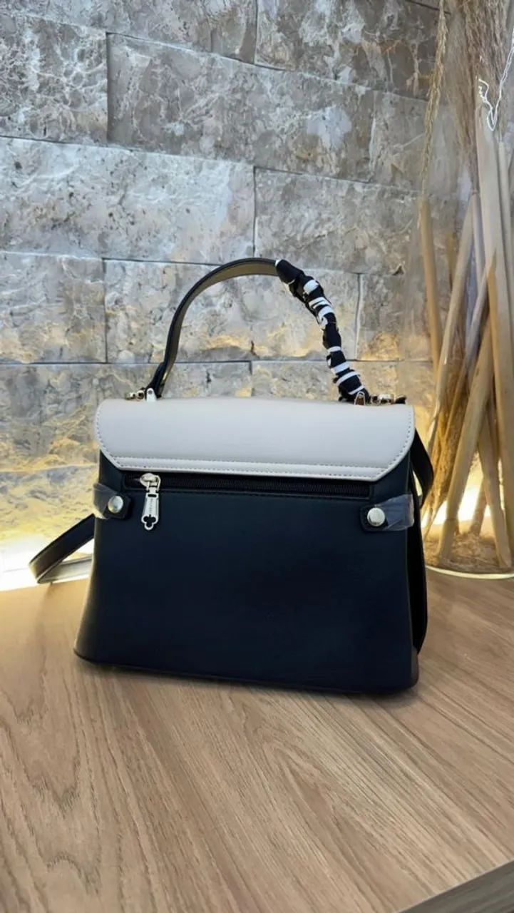 Bolsa Estilo MiuMiu Importada - Moderna, Elegante e Versátil - Foto 5