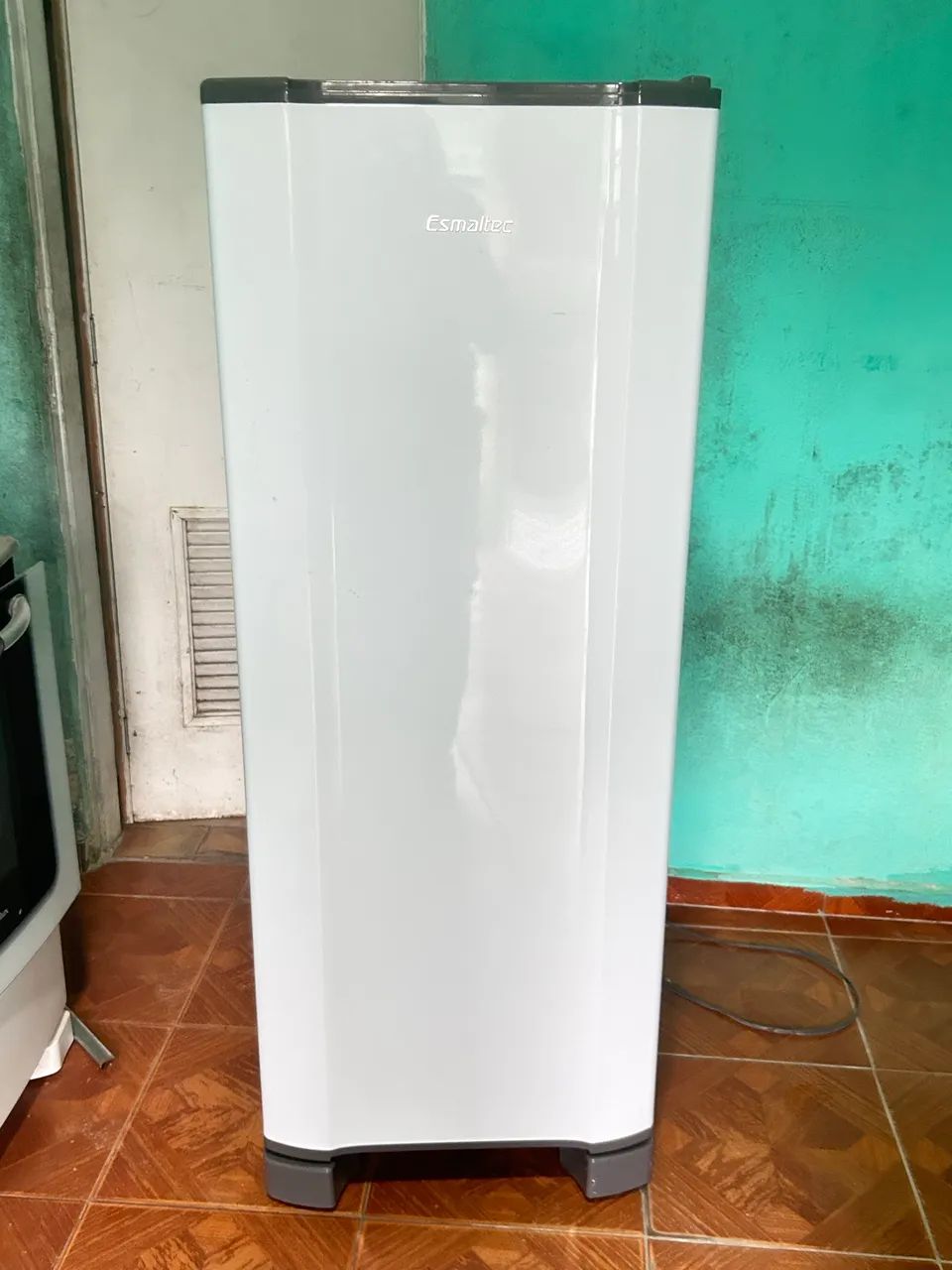 Vendo geladeira 