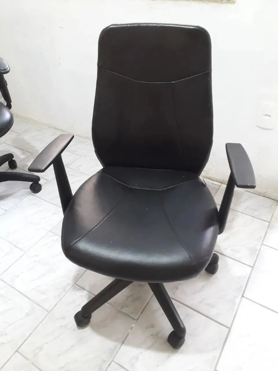 Cadeira de escritório - Foto 4
