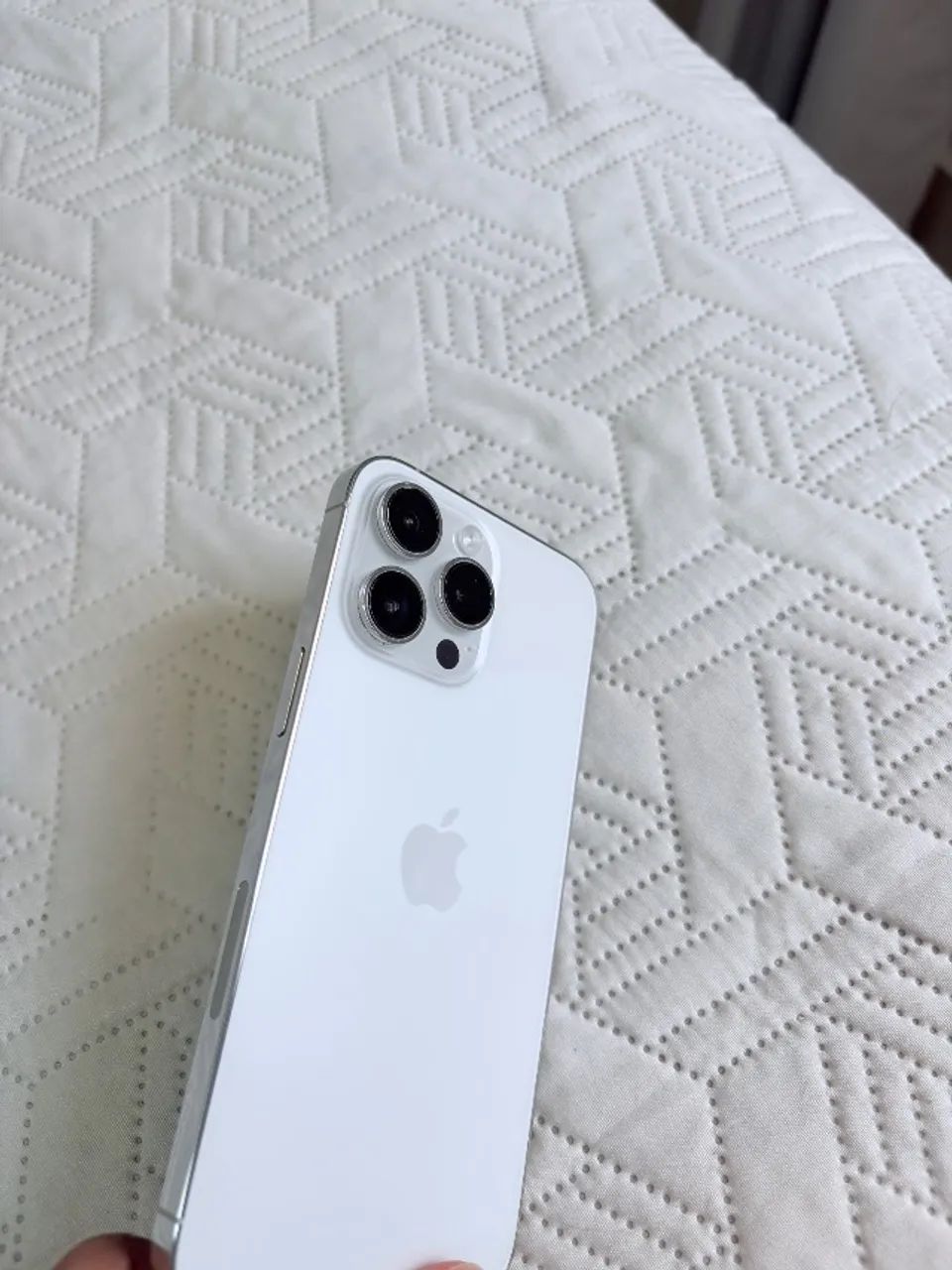 iPhone 14 Pro Max )128 GB) Branco - Celulares e Smartphones